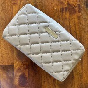 Tan quilted crossbag